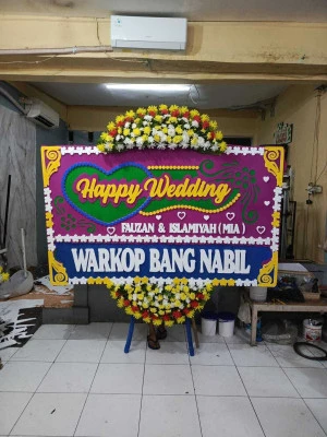 Papan Bunga di Purwosari Tlogowungu